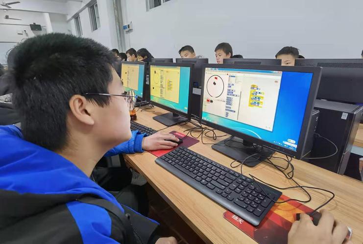 中学生在哪里学编程最好(中学生学编程最佳场所,全面指南)