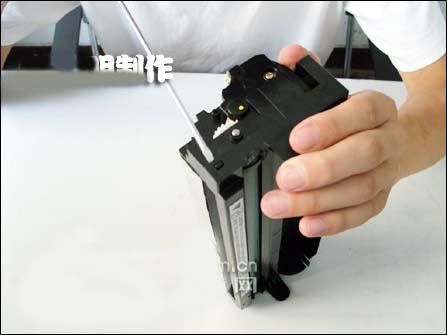 利盟e120驱动(利盟e120驱动：功能详解与应用指南)