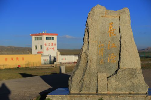 沱沱河海拔多少米(沱沱河镇住宿攻略)