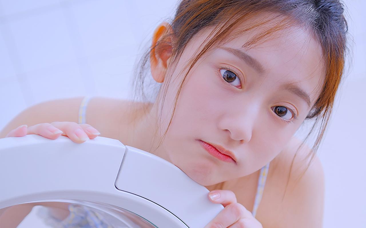 美女超感性壁纸